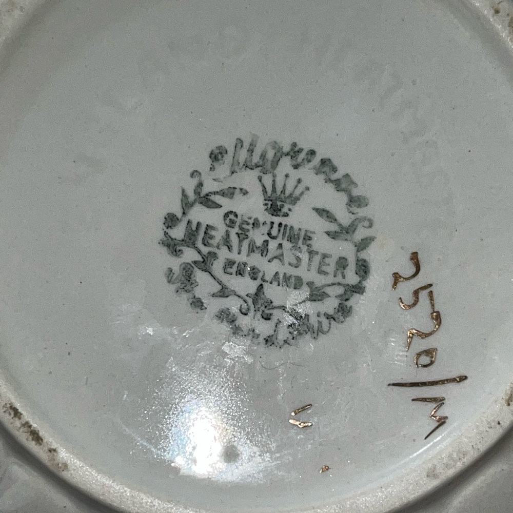 Vintage “Heatmaster” Teapot Floral Design With Gold Trim by Ellgreave Pottery - Picture 12 of 14